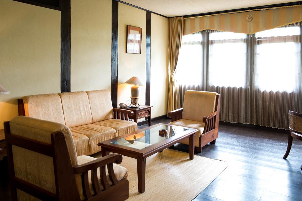 Toraja Heritage Hotel รานเตเปา ภายนอก รูปภาพ