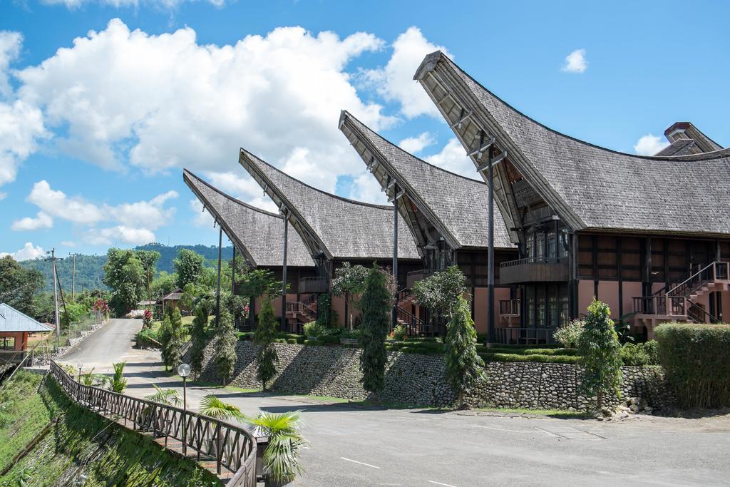 Toraja Heritage Hotel รานเตเปา ภายนอก รูปภาพ